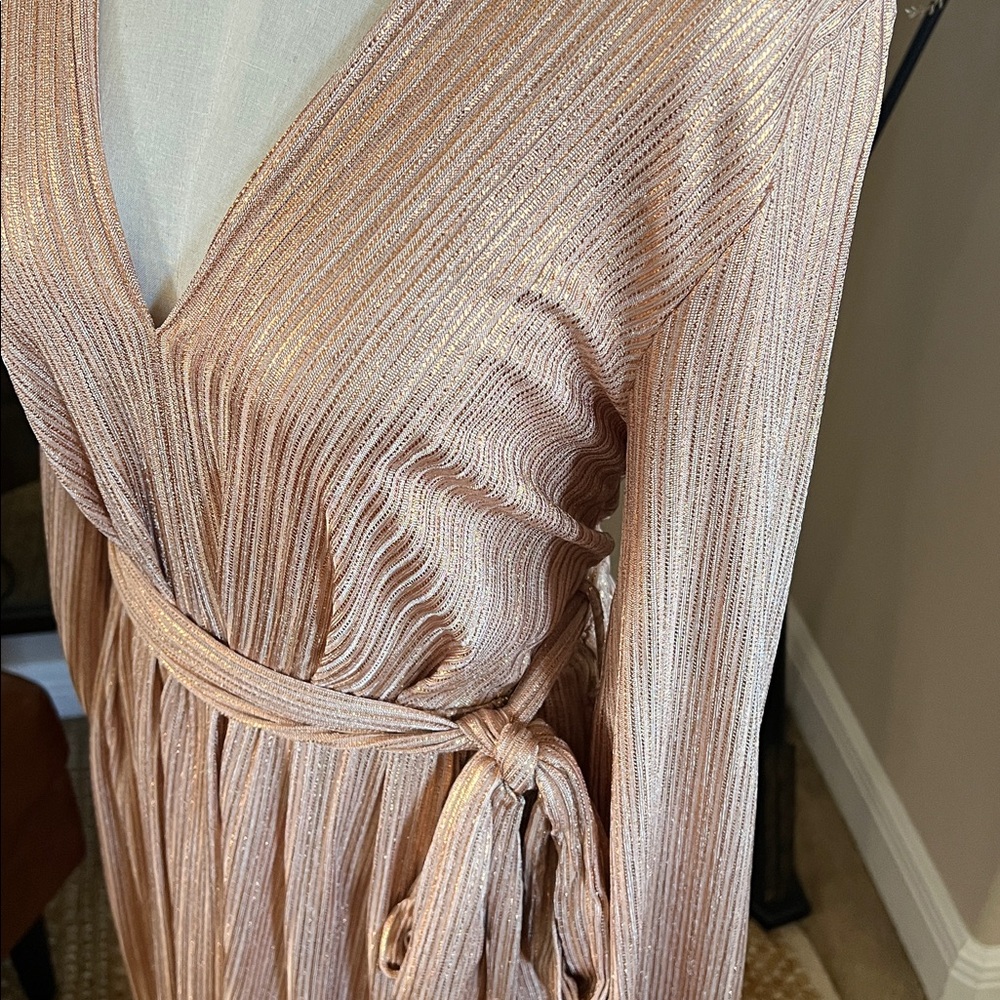 *BRAND NEW * Elegant Metallic Copper Long-Sleeve Dress - Picture 2 of 4